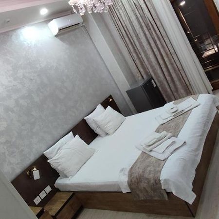 Hotel Art Rakat Tashkent Esterno foto
