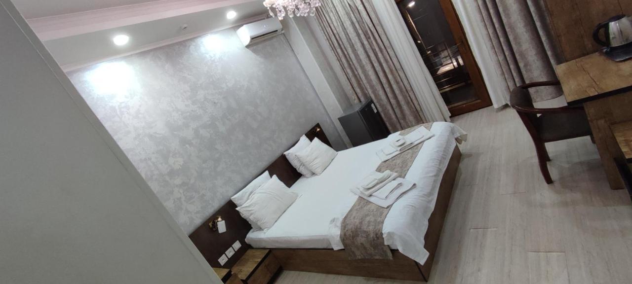 Hotel Art Rakat Tashkent Esterno foto