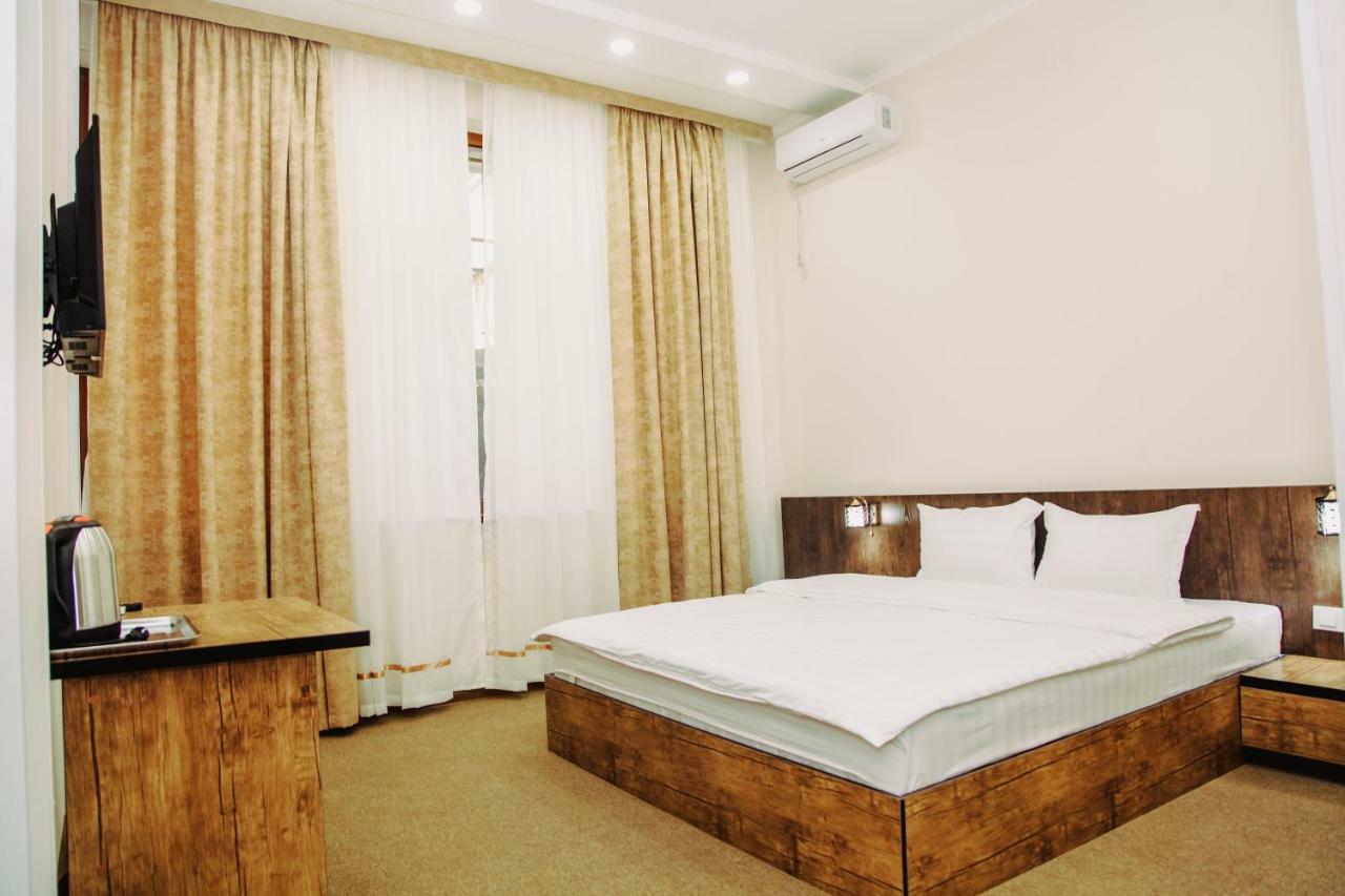 Hotel Art Rakat Tashkent Esterno foto