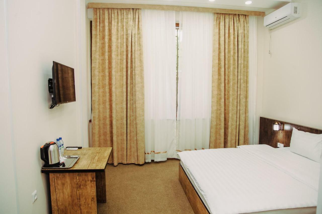 Hotel Art Rakat Tashkent Esterno foto